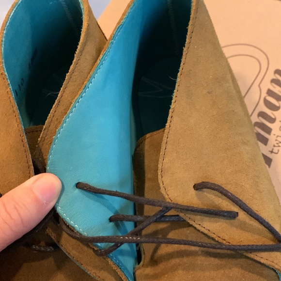 PSKaufman handmade, all leather, totally unique moccasin style booties. - Picture 4 of 5